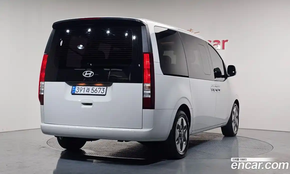 Hyundai Staria 2025 1.6 Автомат в Москве № 107568, фото 14