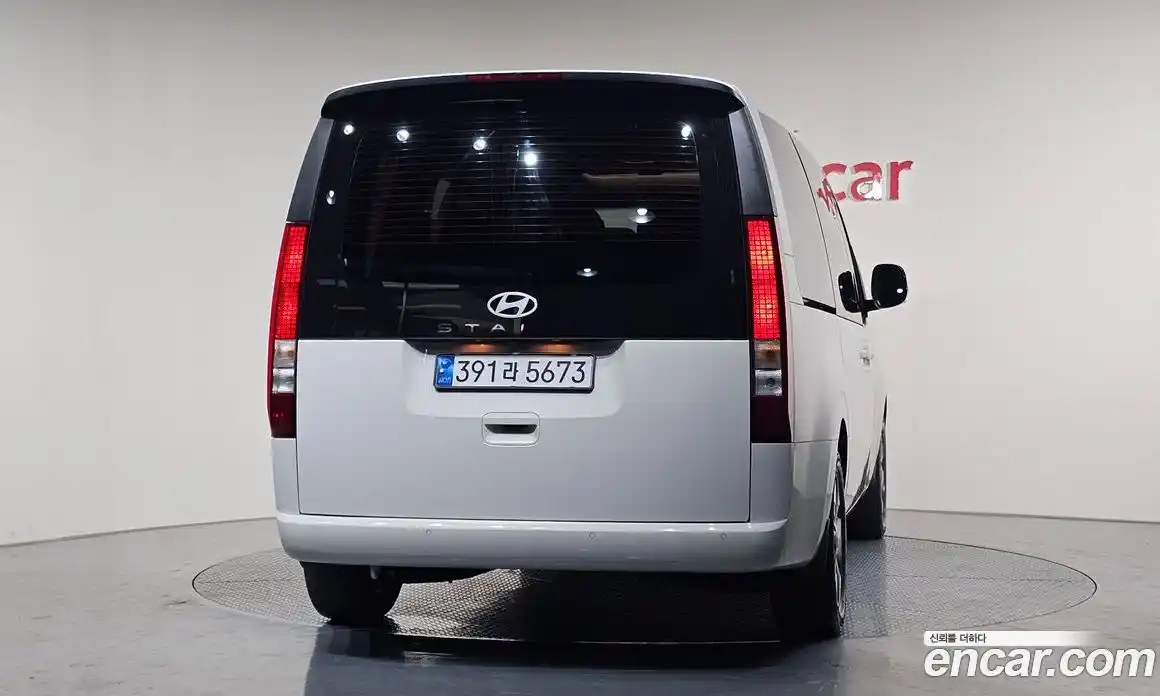 Hyundai Staria 2025 1.6 Автомат в Москве № 107568, фото 16
