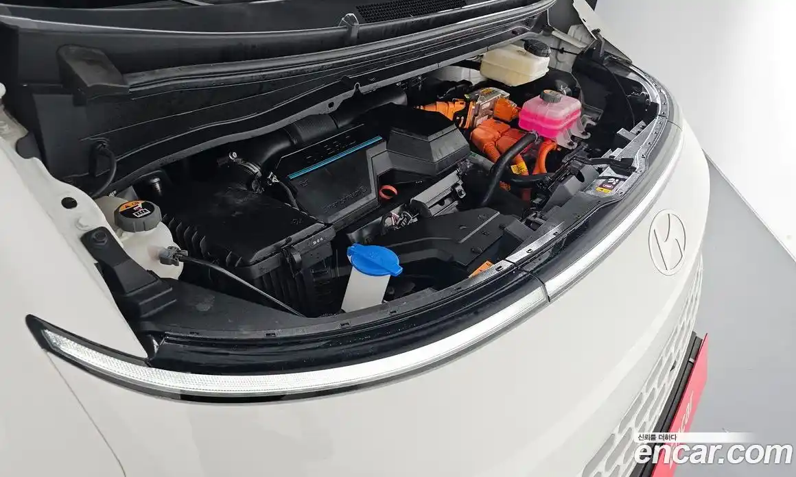 Hyundai Staria 2025 1.6 Автомат в Москве № 107568, фото 6