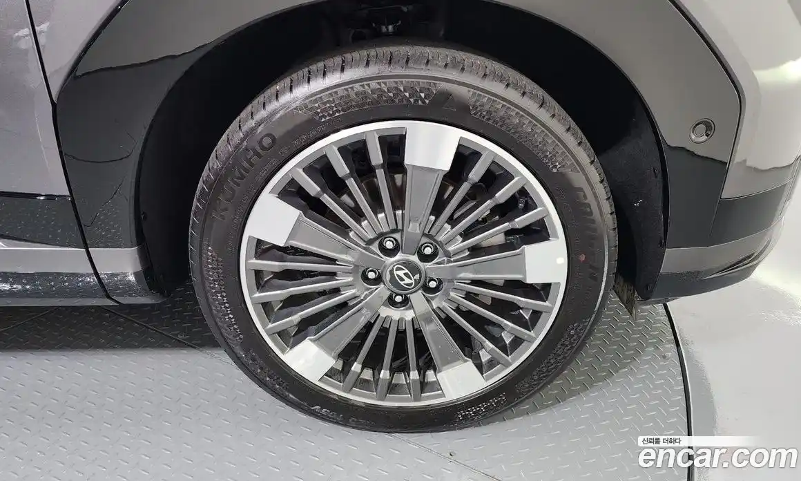 Hyundai Santa Fe 2024 1.6 Автомат в Москве № 108634, фото 8