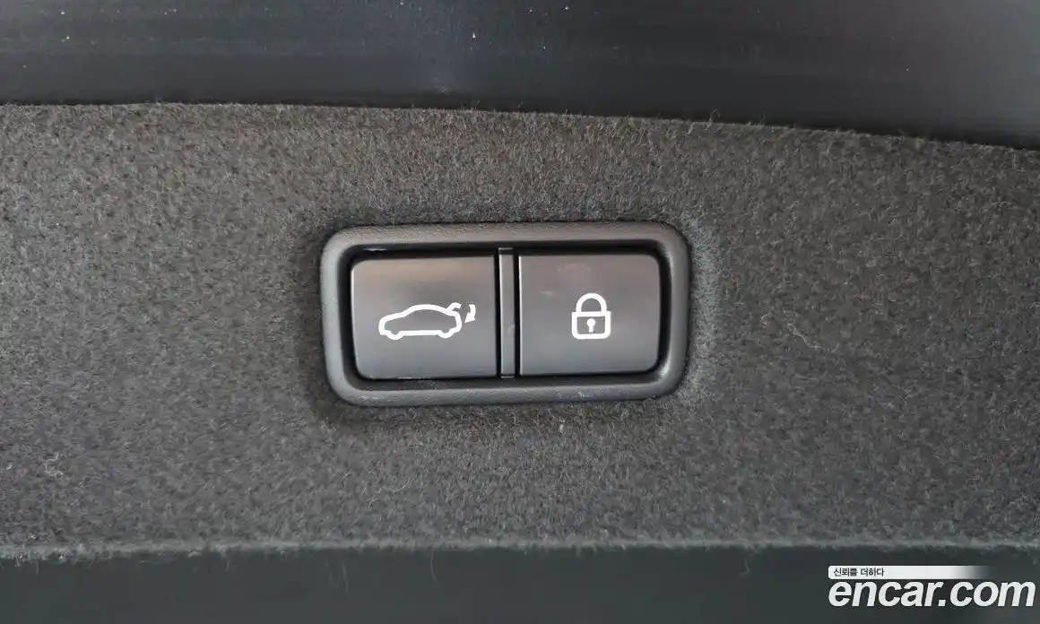 Genesis G90 2019 3.8 Автомат в Москве № 116981, фото 18