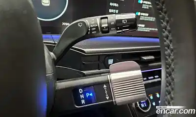 Hyundai Santa Fe 2025 2.5 Автомат в Москве № 119472, миниатюра 11