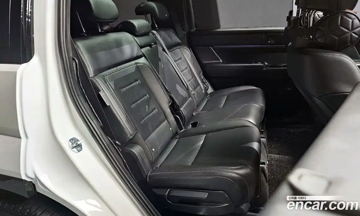 Hyundai Santa Fe 2025 2.5 Автомат в Москве № 119472, фото 4