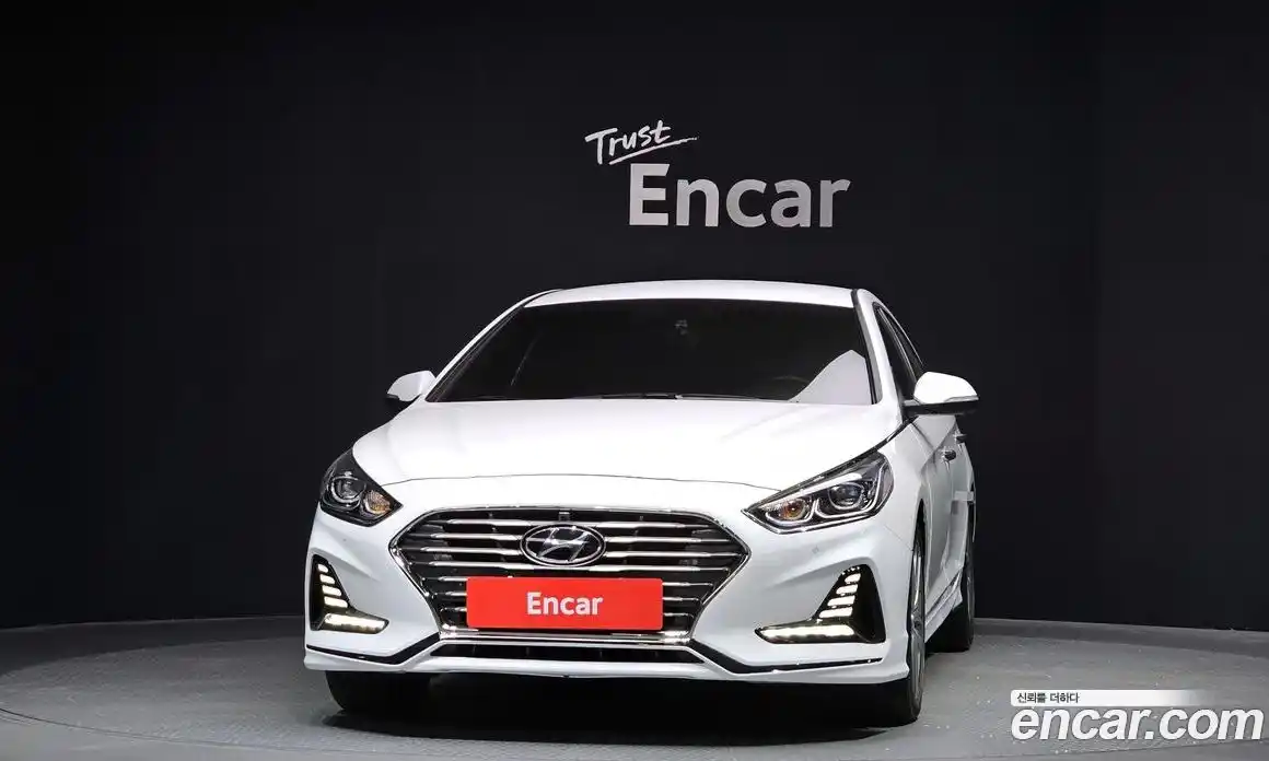 Hyundai Sonata 2019 2.0 Автомат в Москве № 123044, фото 7