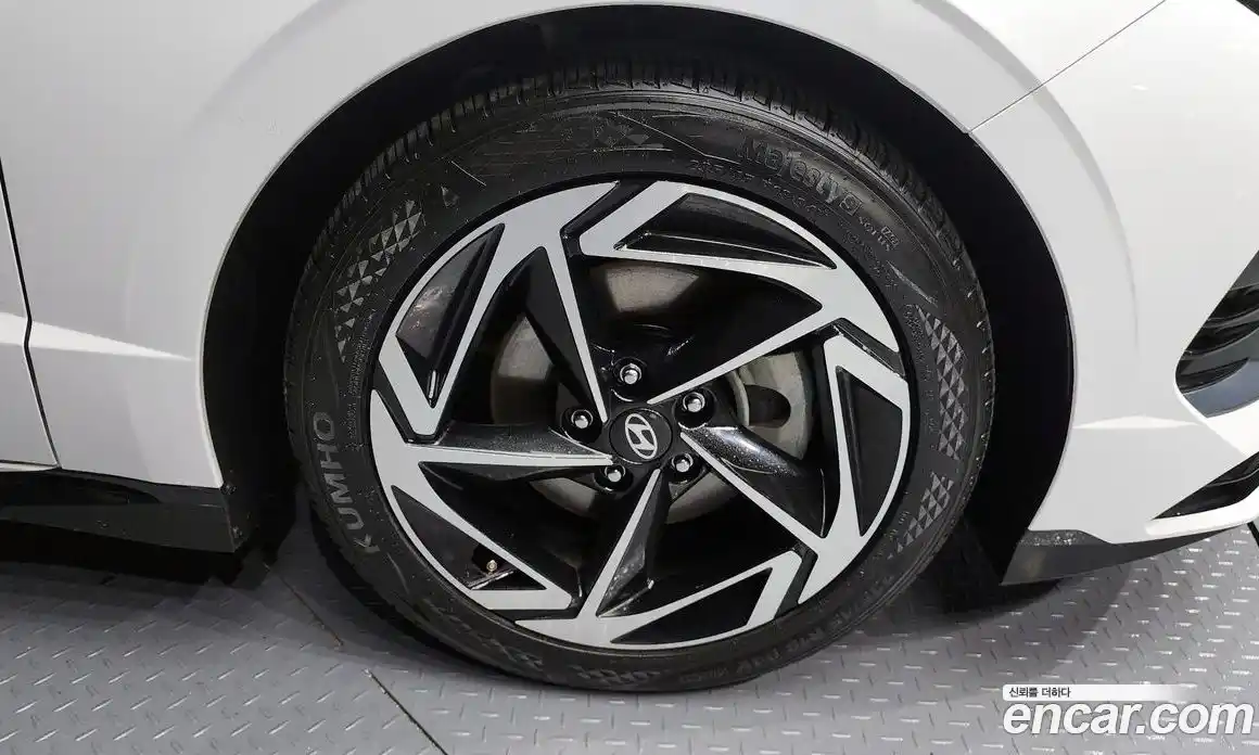 Hyundai Sonata 2024 2.0 Автомат в Москве № 123122, фото 9