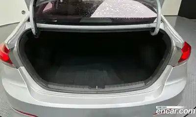 Hyundai Avante 2016 1.6 Автомат в Москве № 125363, миниатюра 3