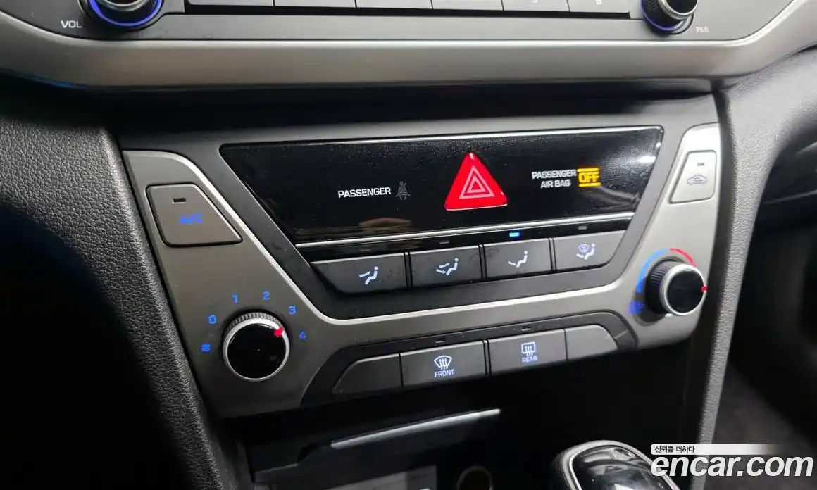 Hyundai Avante 2016 1.6 Автомат в Москве № 125363, фото 4