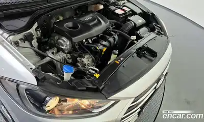 Hyundai Avante 2016 1.6 Автомат в Москве № 125363, миниатюра 7