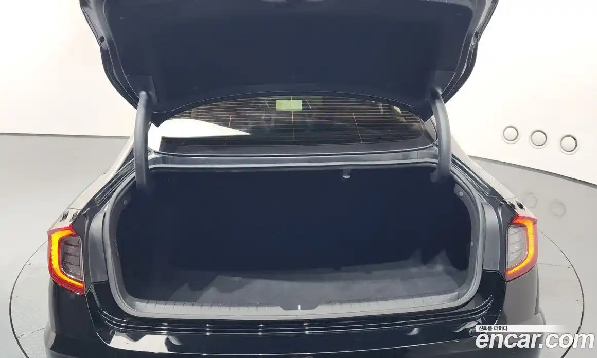 Hyundai Sonata 2022 2.0 Автомат в Москве № 125510, фото 17