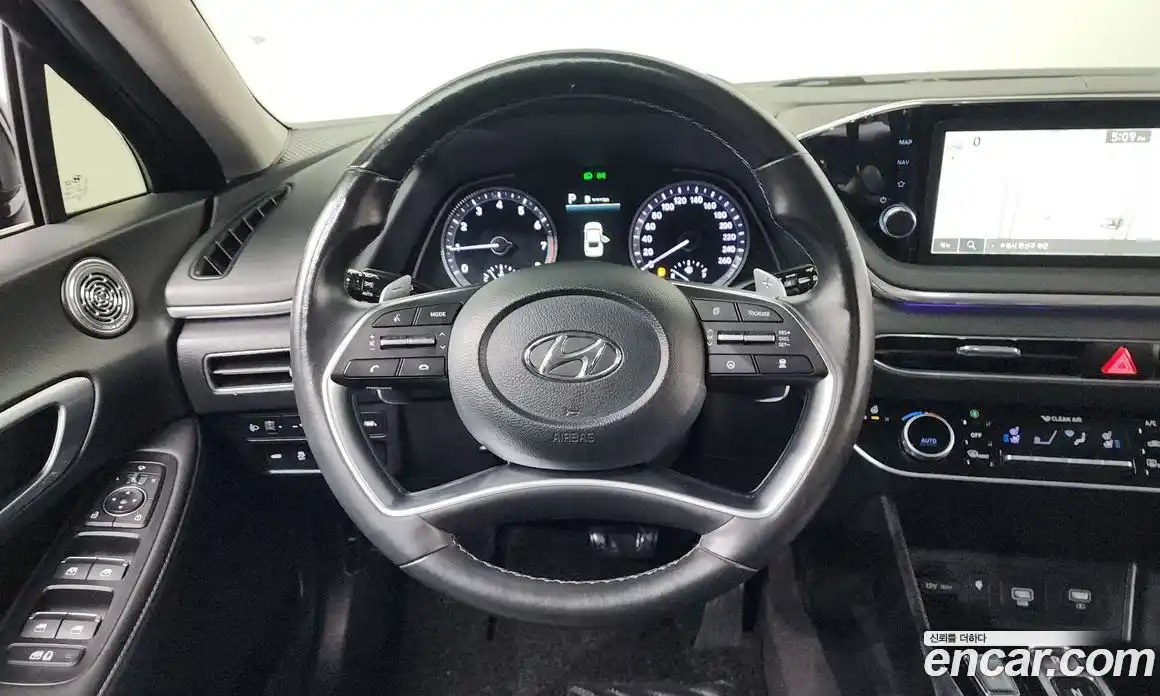 Hyundai Sonata 2022 2.0 Автомат в Москве № 125510, фото 3