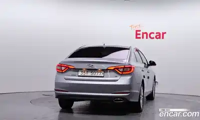 Hyundai Sonata 2015 2.0 Автомат в Москве № 130745, миниатюра 4