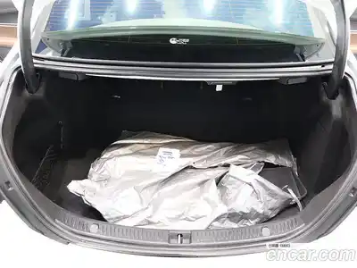 Mercedes-Benz E-Class 2023 2.0 Автомат в Москве № 138137, миниатюра 5