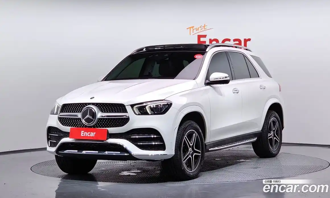 Mercedes-Benz GLE-Class 2021 3.0 Автомат в Москве № 139374, фото 1