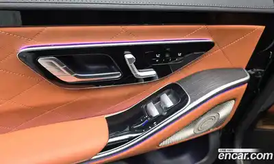 Mercedes-Benz S-Class 2022 2.9 Автомат в Москве № 141809, миниатюра 6