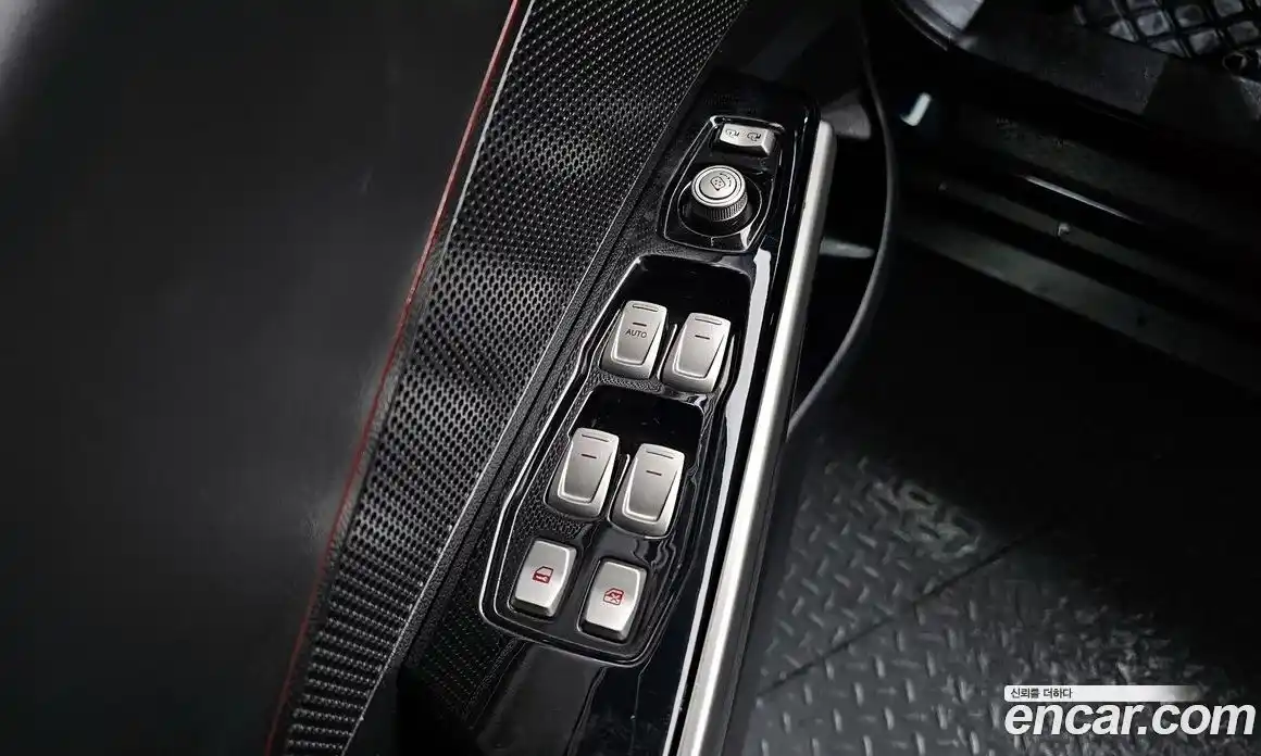 SsangYong TIBOLI 2016 1.6 Автомат в Москве № 146797, фото 14