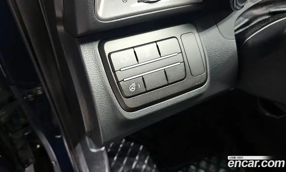 SsangYong TIBOLI 2016 1.6 Автомат в Москве № 146797, фото 15