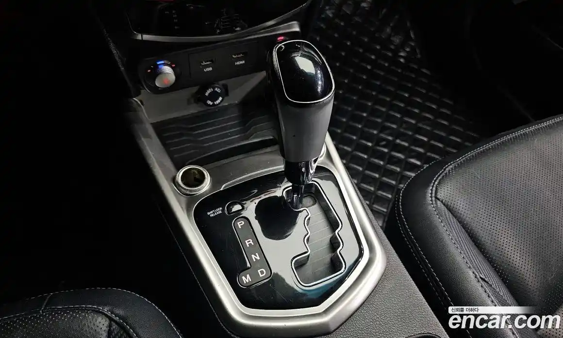 SsangYong TIBOLI 2016 1.6 Автомат в Москве № 146797, фото 9