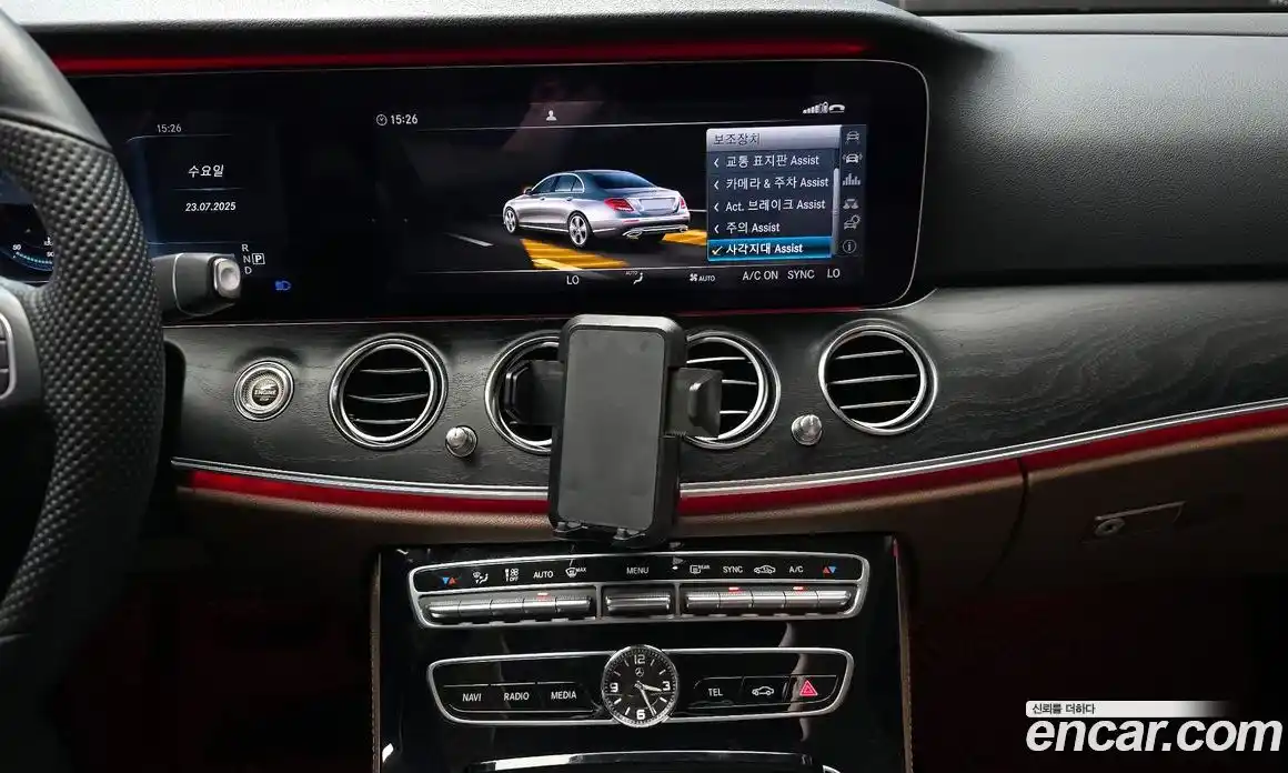 Mercedes-Benz E-Class 2017 2.0 Автомат в Москве № 148988, фото 17