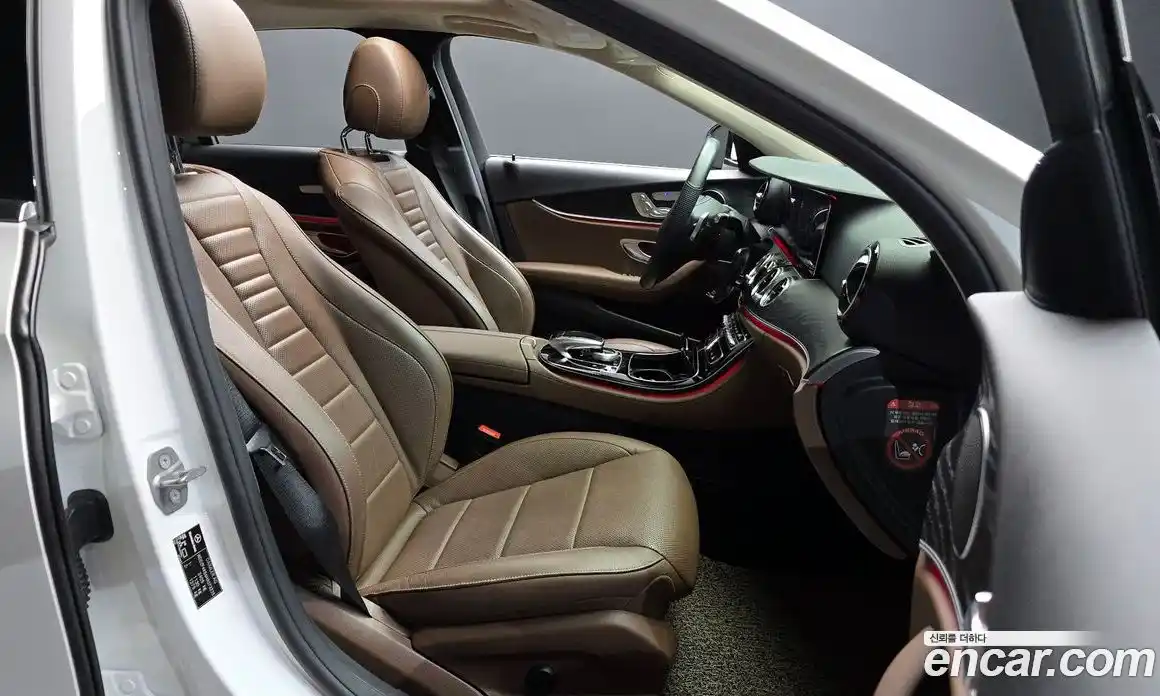 Mercedes-Benz E-Class 2017 2.0 Автомат в Москве № 148988, фото 4