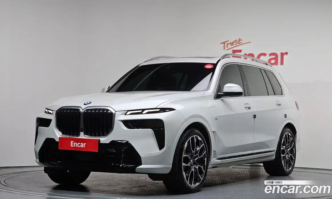 BMW X7 2024 3.0 Автомат в Москве № 154018, фото 1