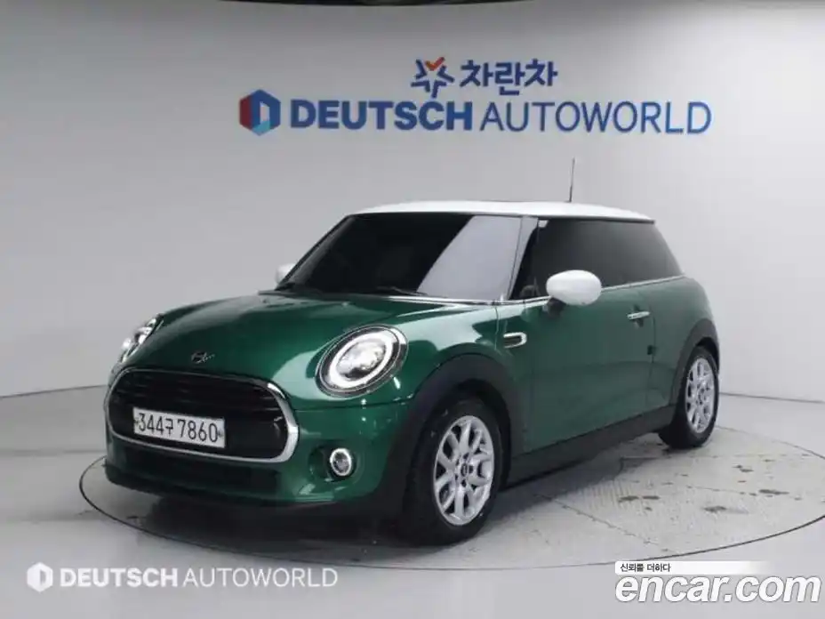 Mini Cooper 2020 1.5 Автомат в Москве № 154200, фото 1