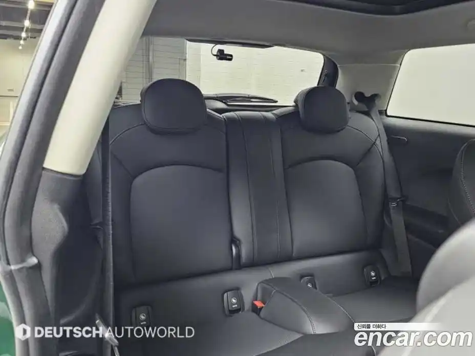 Mini Cooper 2020 1.5 Автомат в Москве № 154200, фото 12