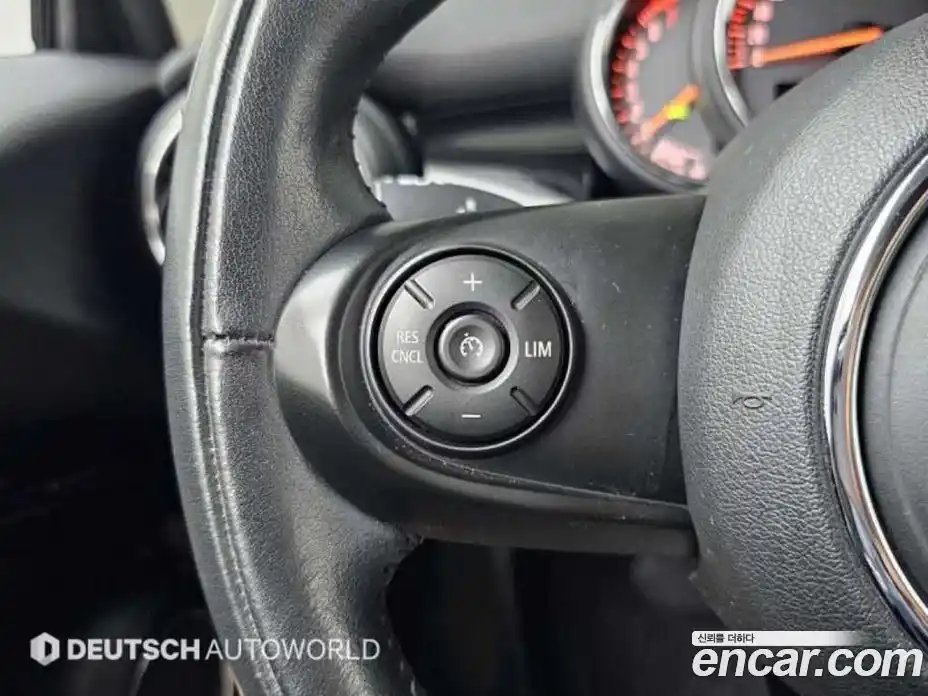 Mini Cooper 2020 1.5 Автомат в Москве № 154200, фото 16