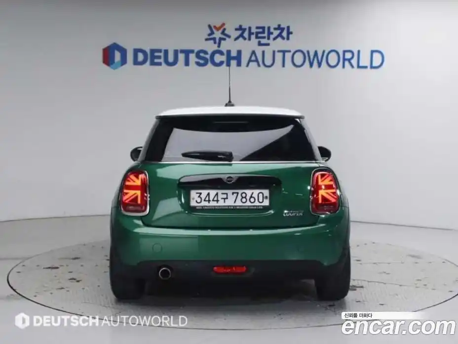 Mini Cooper 2020 1.5 Автомат в Москве № 154200, фото 4