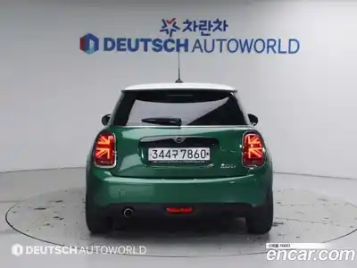 Mini Cooper 2020 1.5 Автомат в Москве № 154200, миниатюра 4