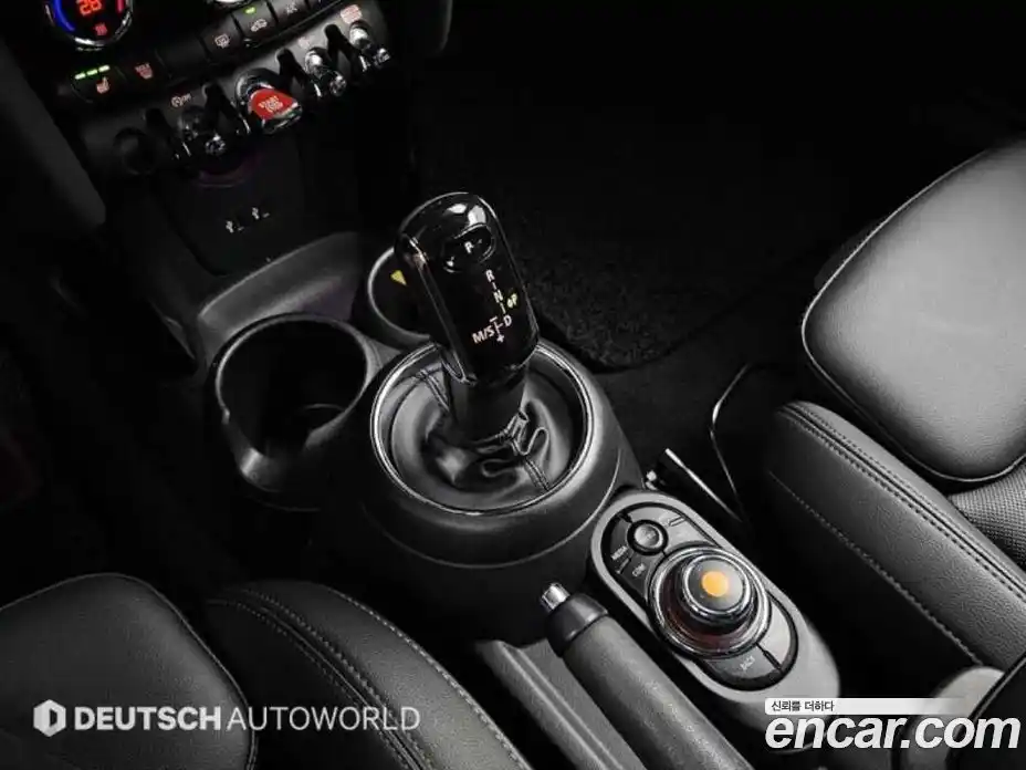 Mini Cooper 2020 1.5 Автомат в Москве № 154200, фото 9