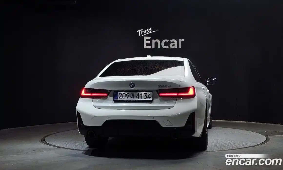 BMW 3-Series 2024 2.0 Автомат в Москве № 154569, фото 4