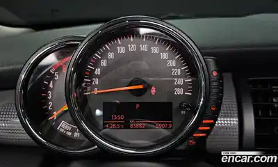 Mini Cooper 2016 1.5 Автомат в Москве № 156082, миниатюра 2