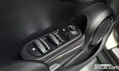 Mini Cooper 2016 1.5 Автомат в Москве № 156082, миниатюра 4