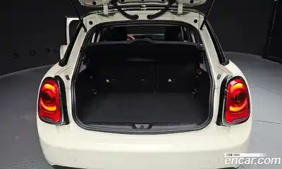 Mini Cooper 2016 1.5 Автомат в Москве № 156082, миниатюра 5