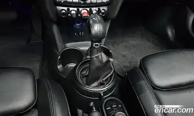 Mini Cooper 2016 1.5 Автомат в Москве № 156082, миниатюра 6