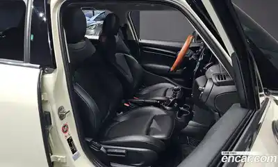 Mini Cooper 2016 1.5 Автомат в Москве № 156082, миниатюра 9