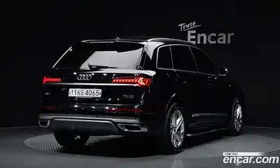 Audi Q7 2020 3.0 Автомат в Москве № 163907, миниатюра 7