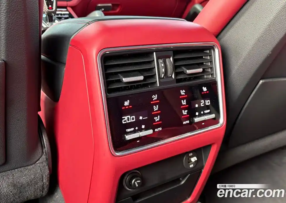 Porsche Cayenne 2019 3.0 Автомат в Москве № 165872, фото 18