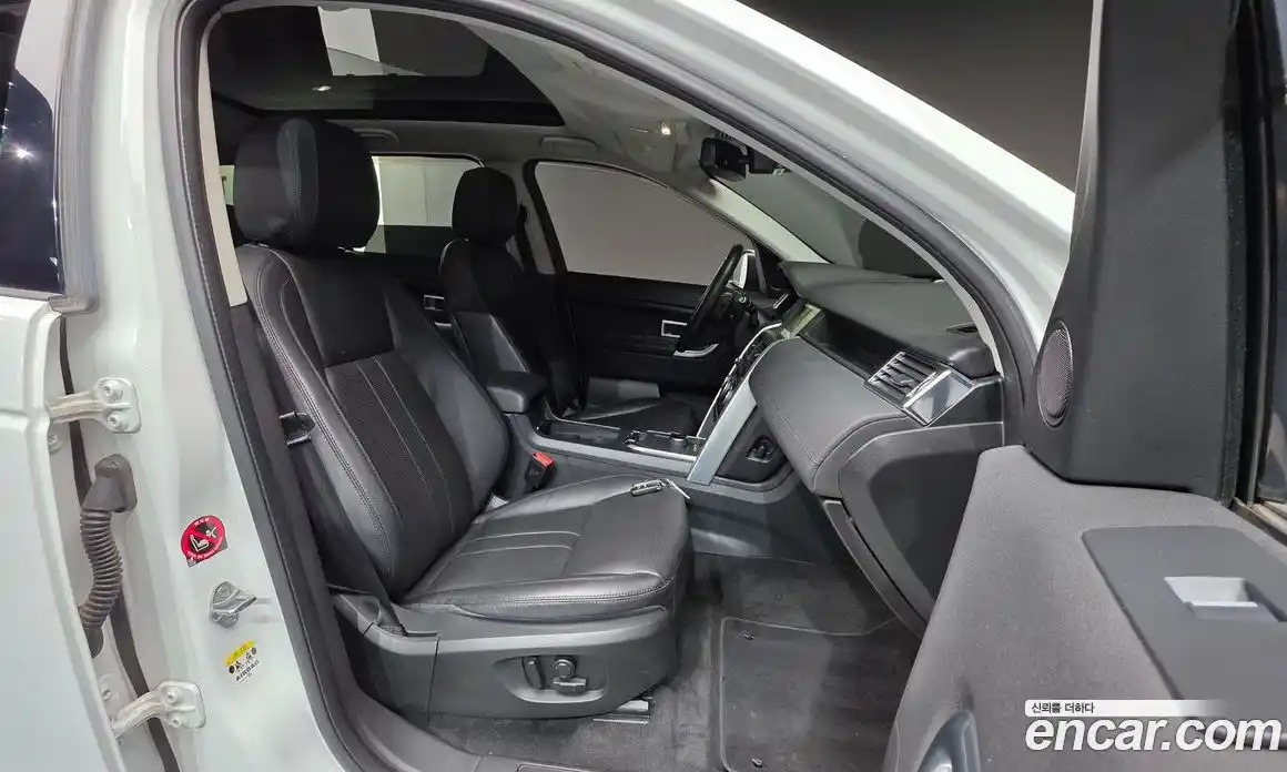 Land Rover Discovery Sport 2019 2.0 Автомат в Москве № 166308, фото 12