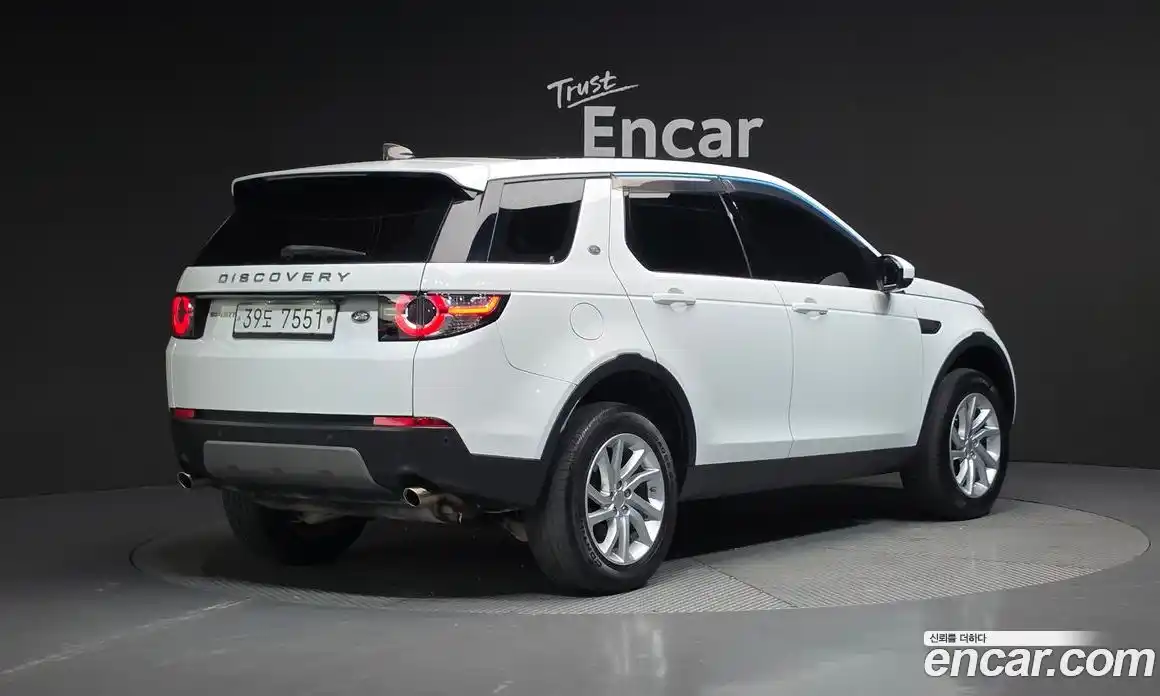 Land Rover Discovery Sport 2019 2.0 Автомат в Москве № 166308, фото 17