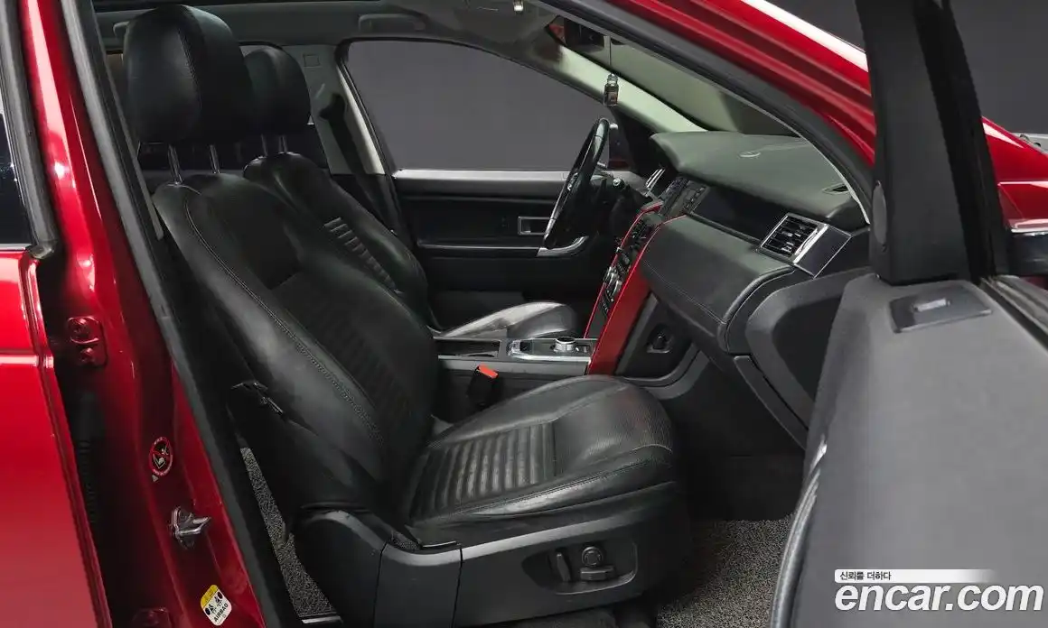 Land Rover Discovery Sport 2016 2.0 Автомат в Москве № 166679, фото 18