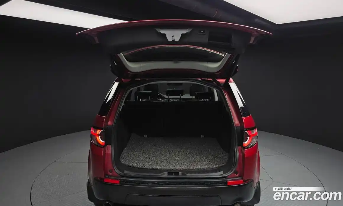 Land Rover Discovery Sport 2016 2.0 Автомат в Москве № 166679, фото 19