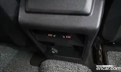 Land Rover Discovery Sport 2016 2.0 Автомат в Москве № 166679, миниатюра 3