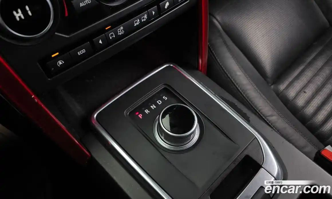 Land Rover Discovery Sport 2016 2.0 Автомат в Москве № 166679, фото 9