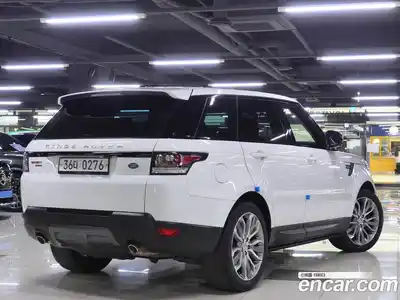 Land Rover Range-Rover Sport 2016 3.0 Автомат в Москве № 166779, миниатюра 2