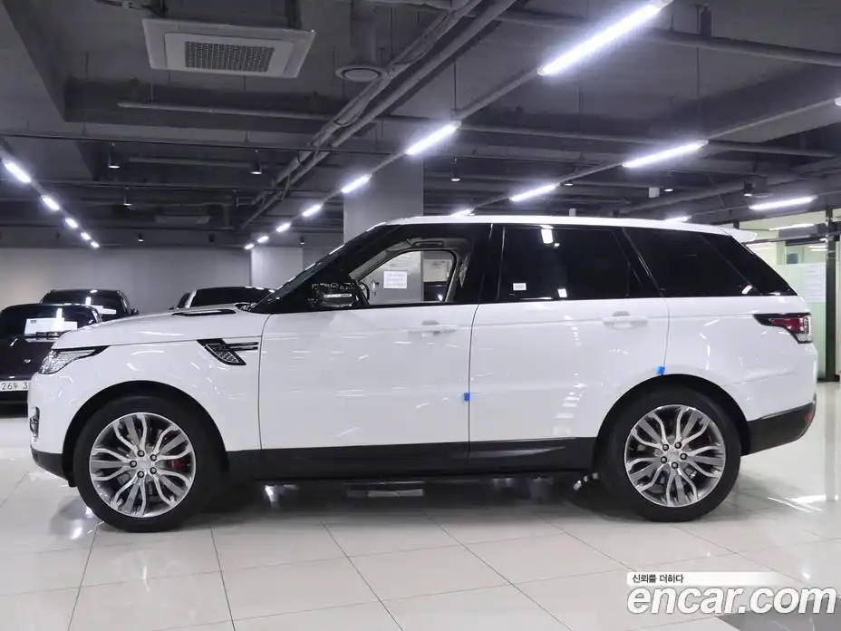 Land Rover Range-Rover Sport 2016 3.0 Автомат в Москве № 166779, фото 3