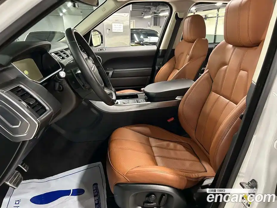 Land Rover Range-Rover Sport 2016 3.0 Автомат в Москве № 166779, фото 6