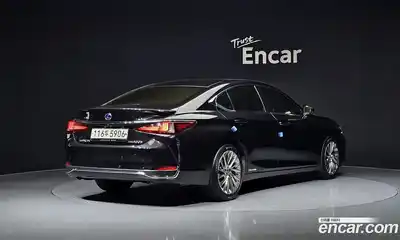 Lexus ES 2022 2.5 Автомат в Москве № 168171, миниатюра 2