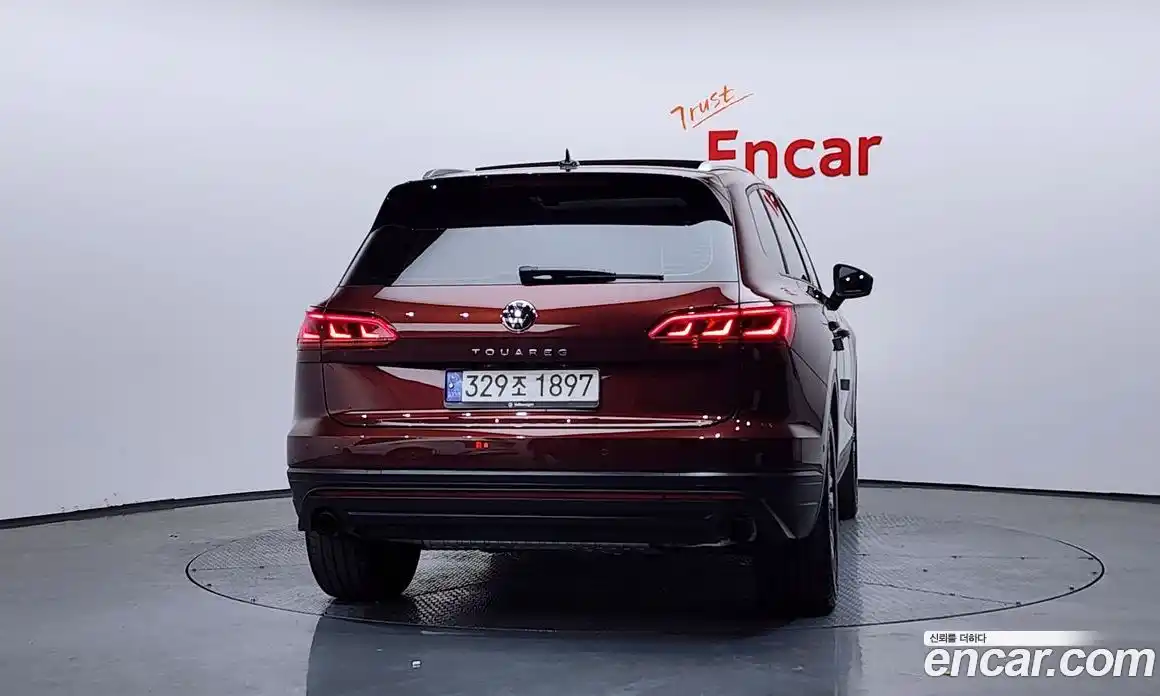 Volkswagen Touareg 2023 3.0 Автомат в Москве № 168530, фото 4