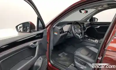 Volkswagen Touareg 2023 3.0 Автомат в Москве № 168530, миниатюра 10